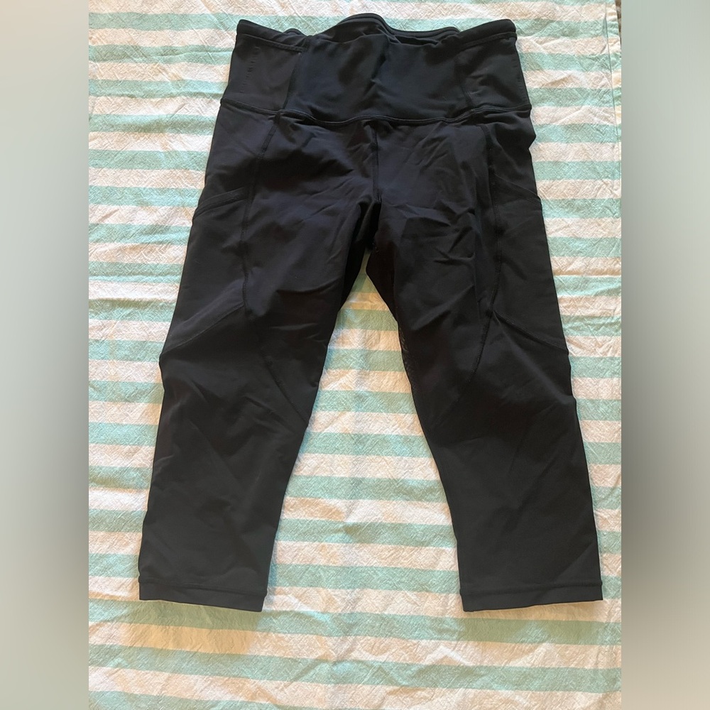 Discontinued black Lululemon leggings